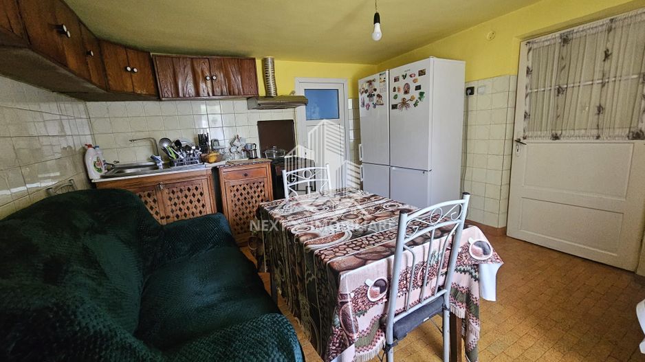 Casă  4 camere cu 2 intrări, garaj și teren 1751mp– Cobadin - Poză 7