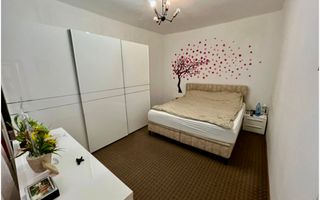 Modern-Apartament 5 Camere-Centrala Proprie - Poză 1