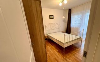 Apartament modern 54 mp utili 2 balcoane si parcare Calea Surii Mici - Poză 1