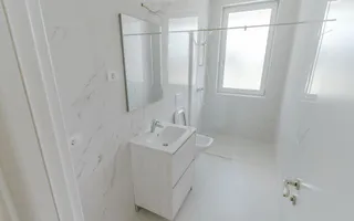 2 camere | etaj intermediar | bloc nou | zona excelenta | loc de parcare - Poză 12