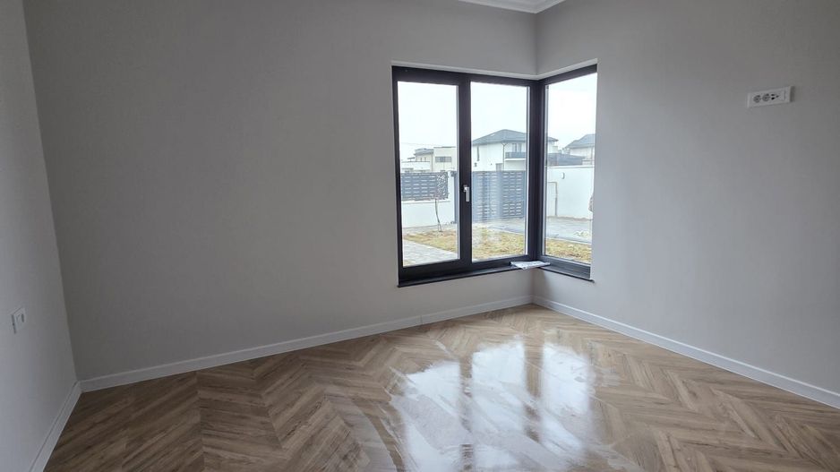 Casa zona Metro - Poză 9