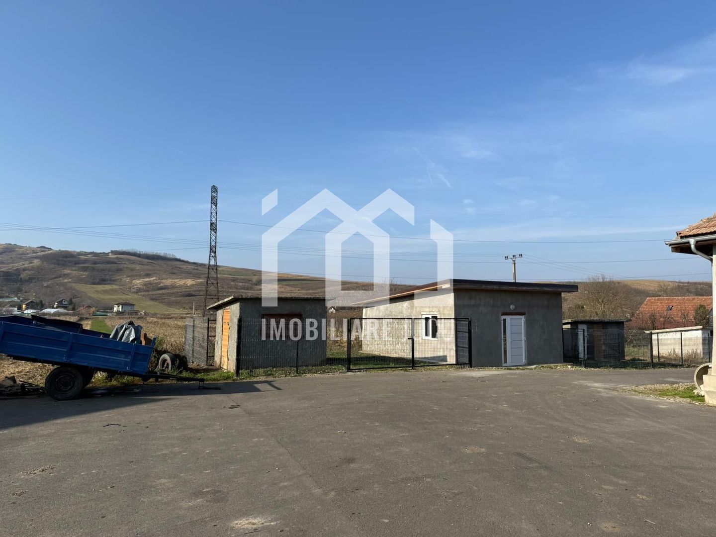 Loc de casa in centrul localitatii Gadalin,  1000mp, Nu necesita PUZ - Poză 2