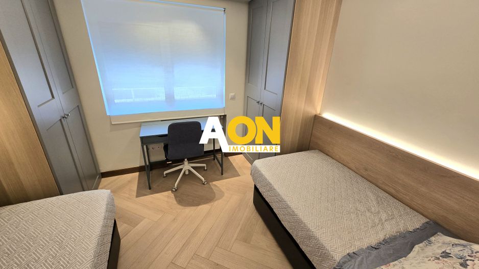 Apartament 3 Camere, Superfinisat, Zona Centru, cu Garaj - Poză 9
