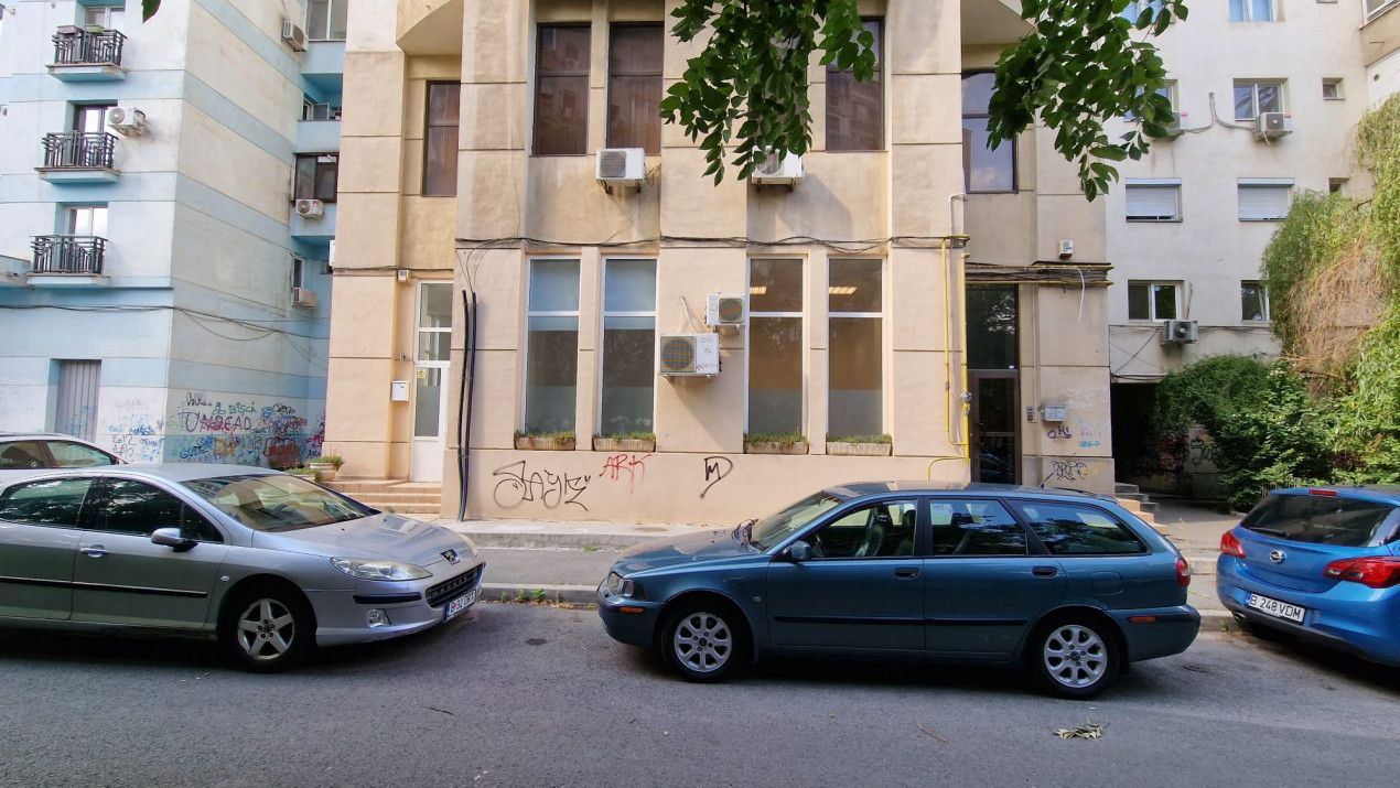 De inchiriat spatiu comercial central - Poză 17