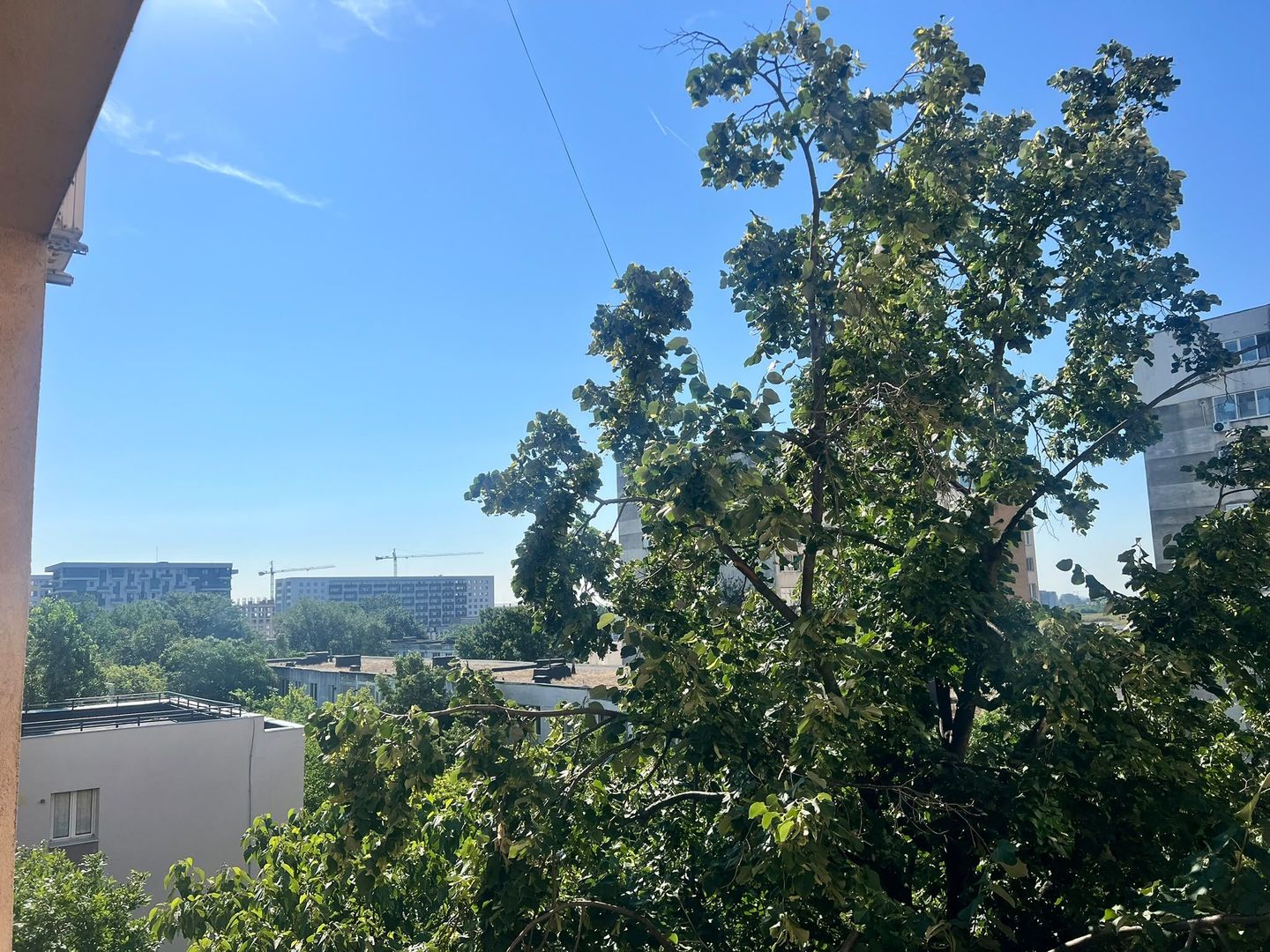 🏡 De închiriat 2 camere  | AC | balcon | Drumul Taberei | Pet Friendly - Poză 15