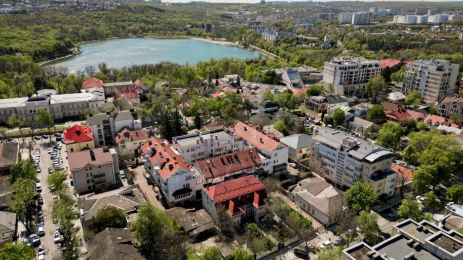 Vânzare, apartament, 3 camere, str. Mihail Kogălniceanu, Centru - Poză 1