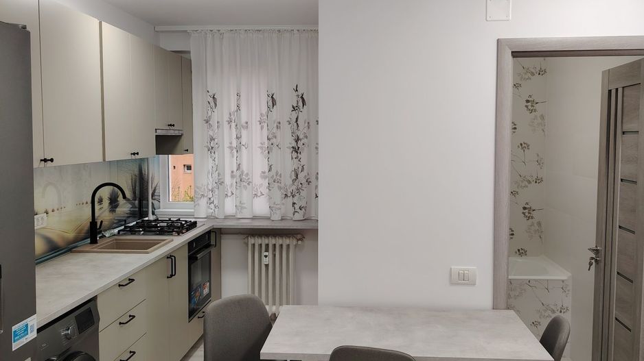 De inchiriat cu 2 camere , Berceni sector4 - Poză 1