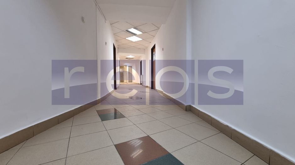 VANZARE SPATIU COMERCIAL | 15 CAMERE | ZONA UNIRII - Poză 27