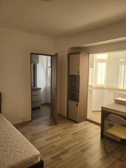 Garsoniera renovata, 2 minute metrou Tineretului, balcon inchis - Poză 2