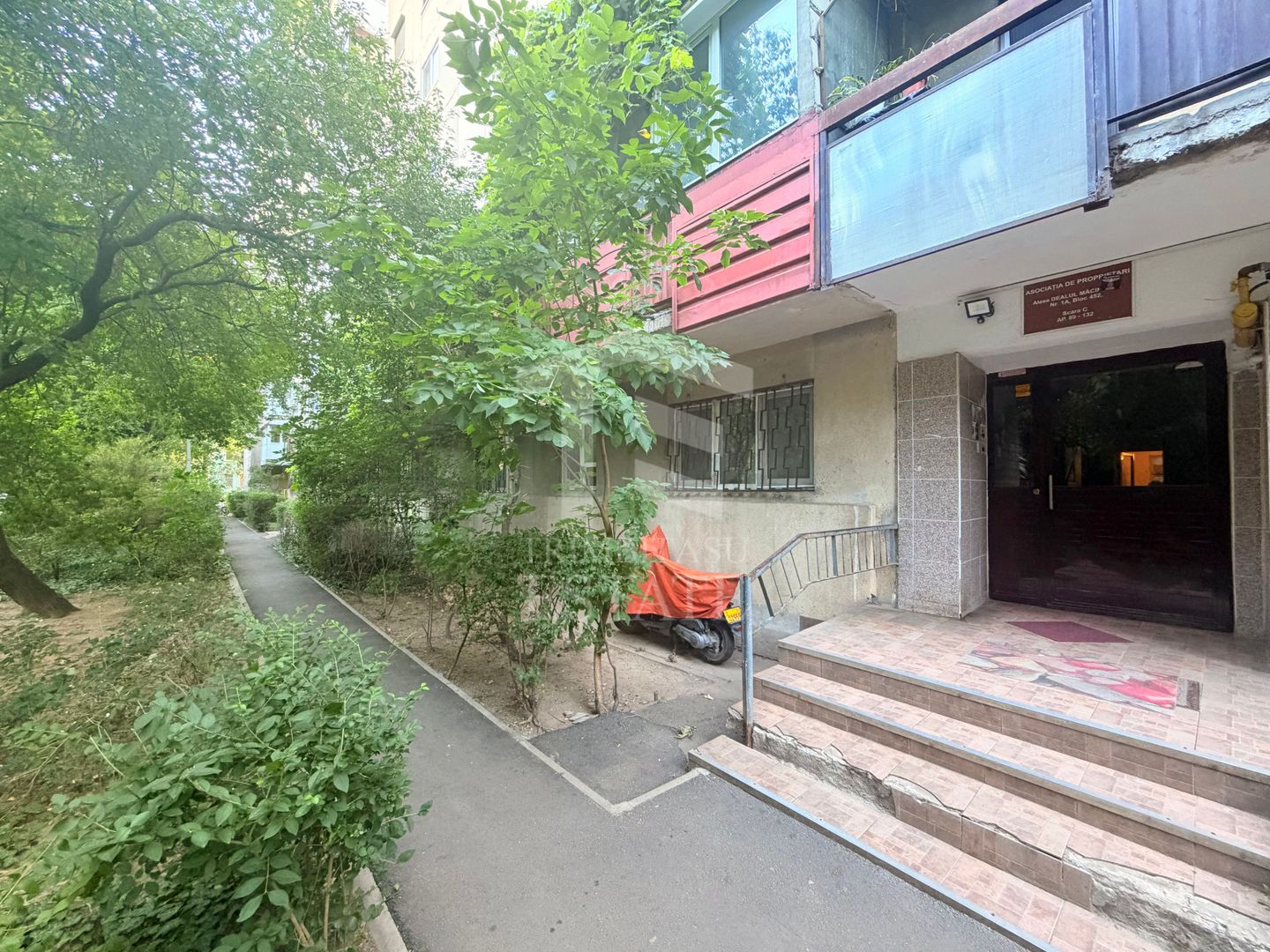 Apartament 3 camere – Drumul Taberei (Aleea Dealul Măcinului) - Poză 1