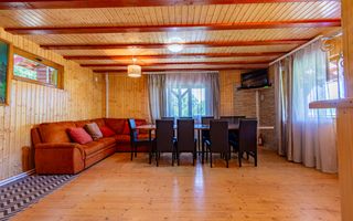 Casa de Vacanta | 5 camere | Foisor | Jacuzzi | teren 4000 m2 | Valeni - Poză 6