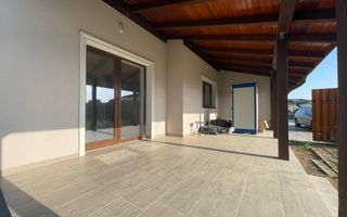 Duplex nou cu 4 camere, amplasament excelent în Moșnița Veche - Poză 18