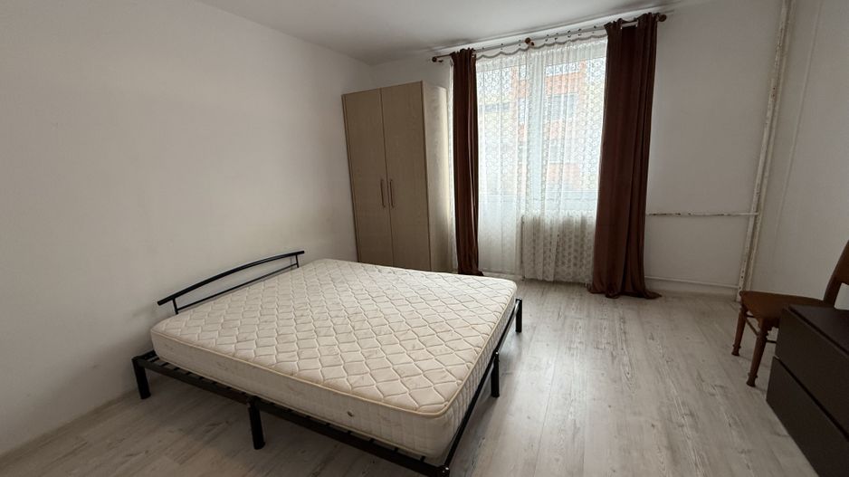 Apartament 1 cameră | Zona Mihai Viteazul | Etaj 2 - Poză 1