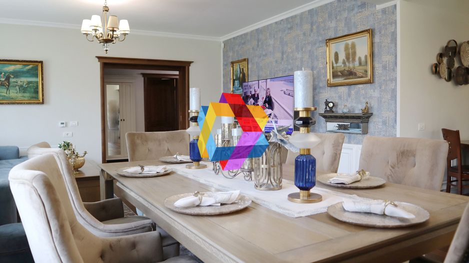 Casa deosebita cu 4 camere,  228 mp, Brașov - Cartierul Stupini - Poză 13