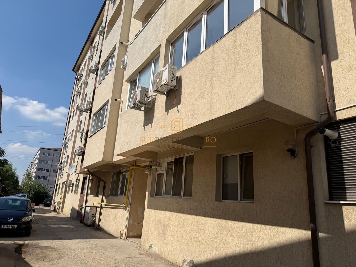 Apartament cu 2 camere de inchiriat, Metrou Berceni, loc de parcare - Poză 10