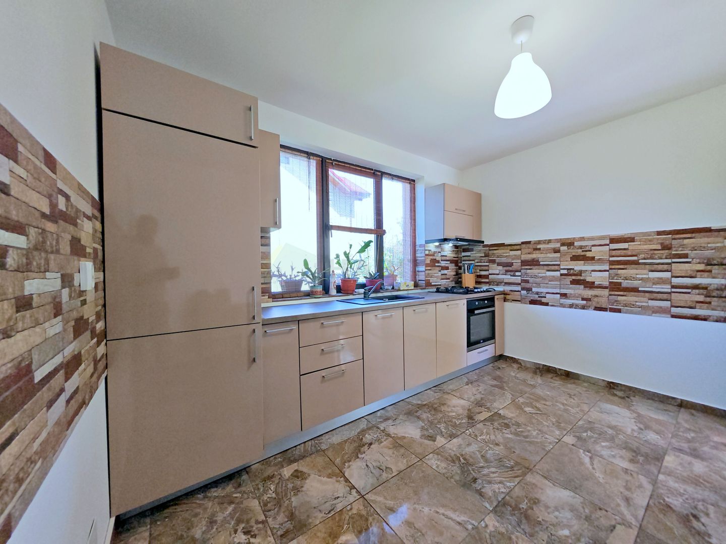 Vila individuala cu teren de 1000mp in Comuna Berceni - Poză 5