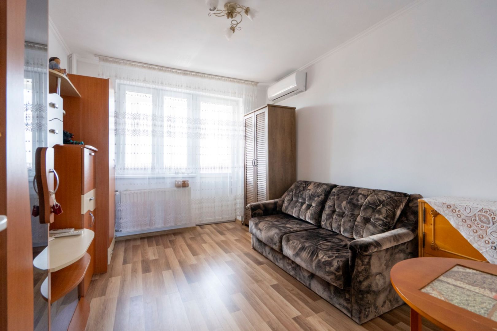 APARTAMENT 3 CAMERE, 2 BAI, NUFARUL, ETAJ INTERMEDIAR - Poză 6