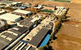 SPAȚIU INDUSTRIAL CU HALĂ ȘI DEPOZITARE - Poză 5