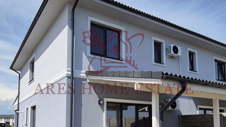 Duplex Modern de Vânzare în Mosnita Nouă - Spațiu Generos și Finisaje - Poză 3