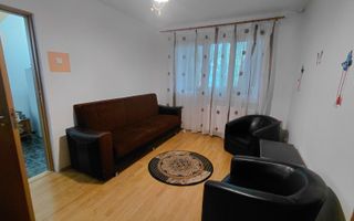 Apartament 2 camere, 45 mp, Micro 40 – Etaj 3/4, centrală termică, balcon - Poză 1