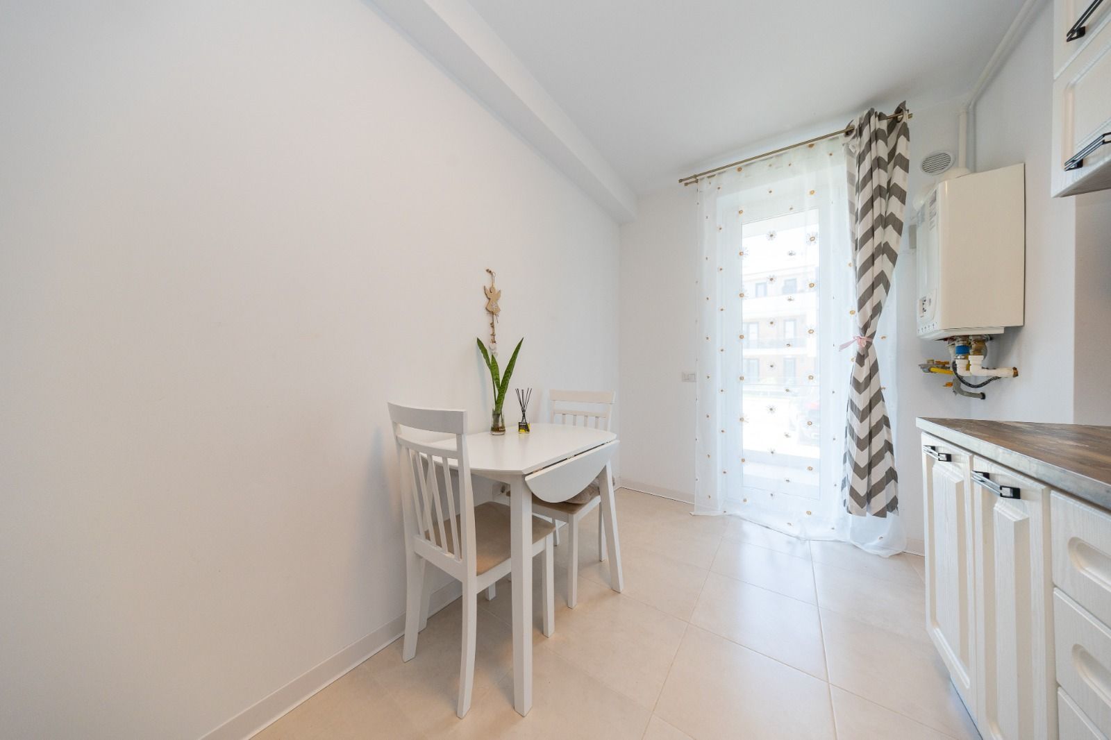 Apartament 2 camere UNO Residence – parcare și boxă incluse - Poză 2