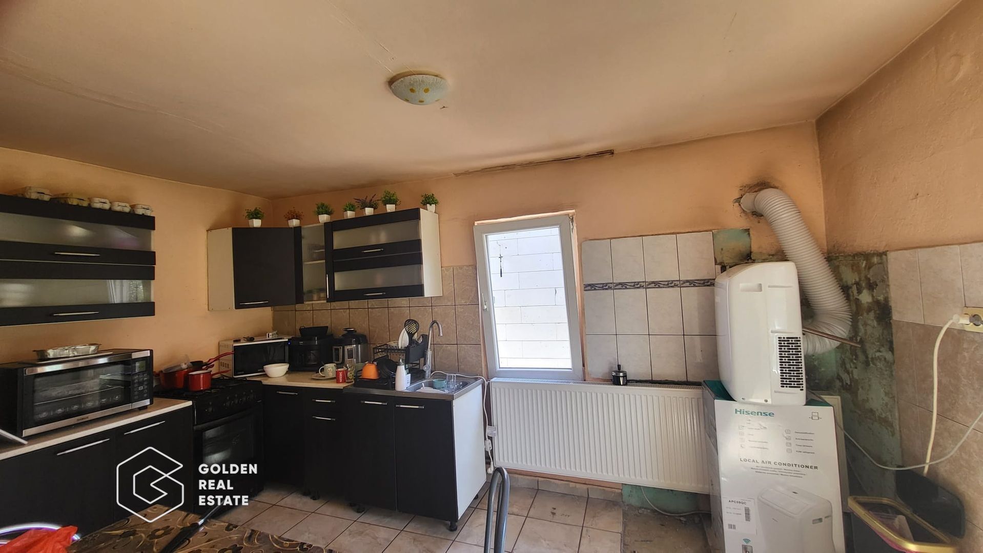 Casa in inima Urseniului - Poză 3