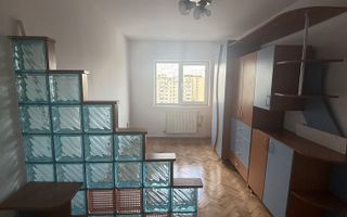 Apartament 3 camere renovat – etaj superior, lumină naturală excelentă - Poză 1