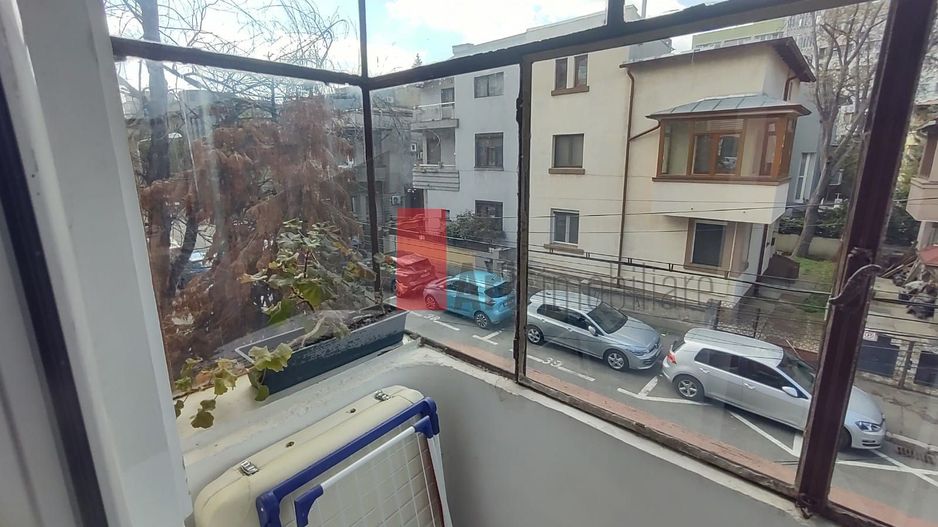 Vânzare apartament decomandat 3 camere în vilă - metrou Tineretului - Poză 1