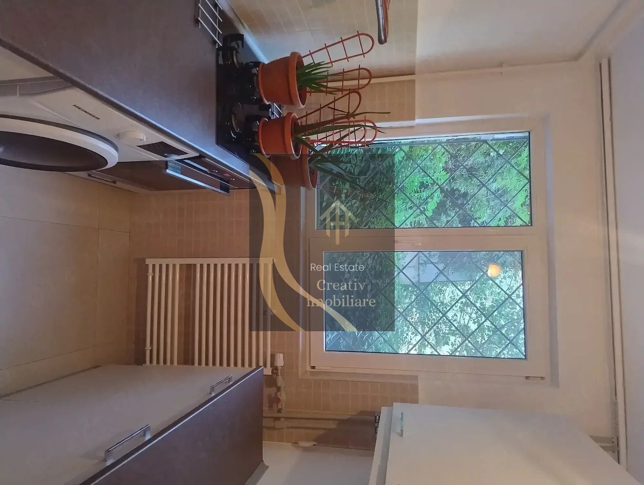 Garsoniera 30 mp  finisaje lux  mobilata  77.000 EUR (direct proprietar)  bloc 2003 - Poză 5