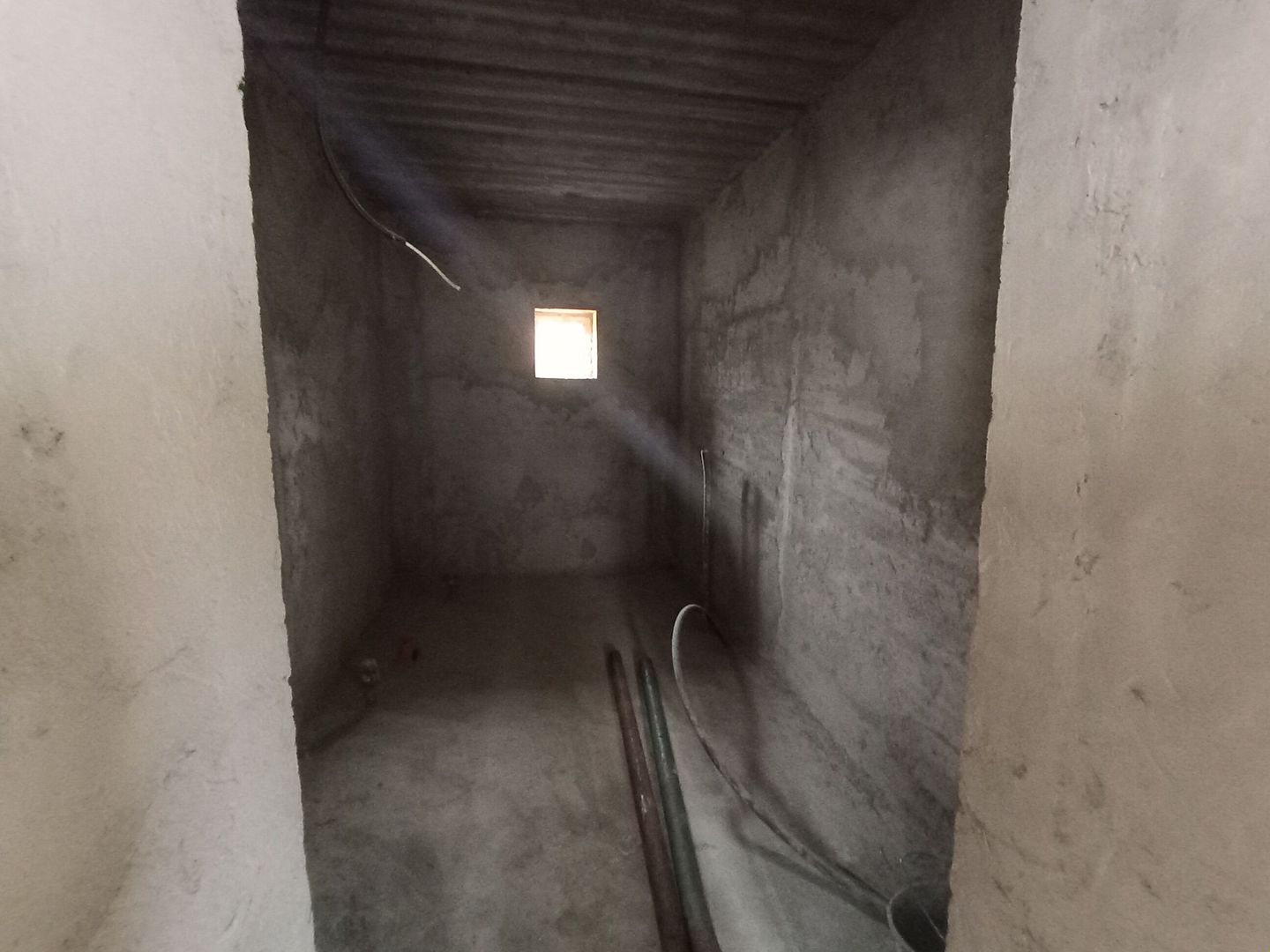 Casa Individuala Suprafete Generoase, Teren Mare, La Rosu - Poză 14