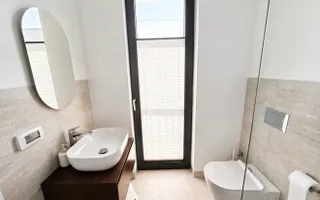 Casă premium cu terasă spectaculoasă și grădină - Poză 15