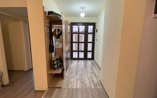 Casa moderna P+1E,spatioasa,teren 700 mp in Sacalaz - Poză 12