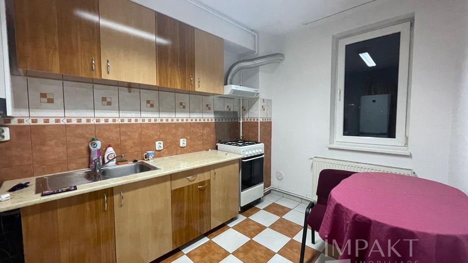 Garsonieră | 32mp | Piața 1 Mai | DE ÎNCHIRIAT - Poză 1