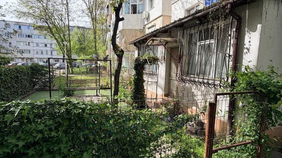 APARTAMENT CU 3 CAMERE DE ÎNCHIRIAT | I.C. FRIMU | PARTER CU GRĂDINĂ - Poză 18