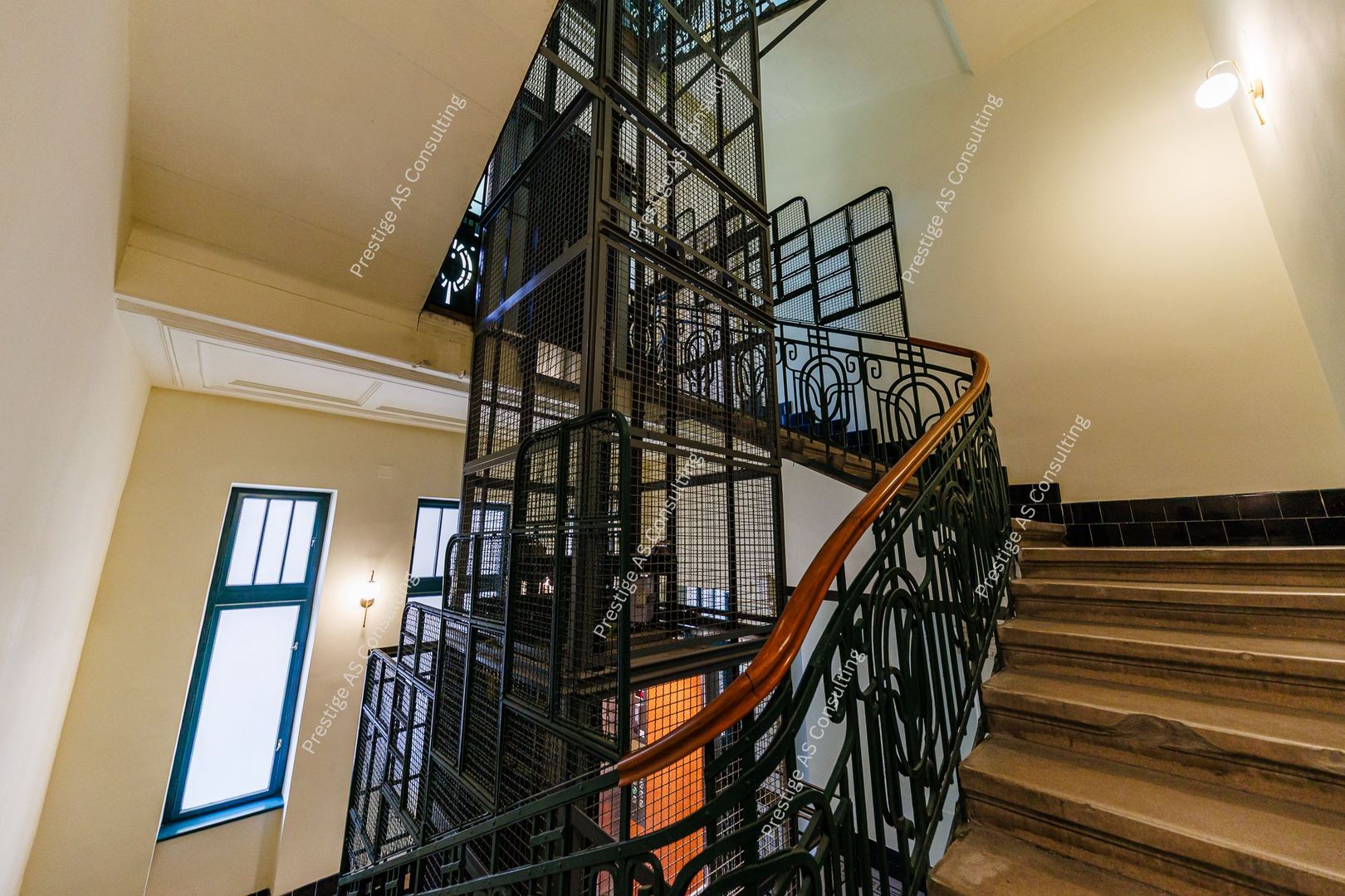 Resedinta patrimoniala de 222 mp | Piata Victoriei | Cladire istorica-Lift - Poză 50