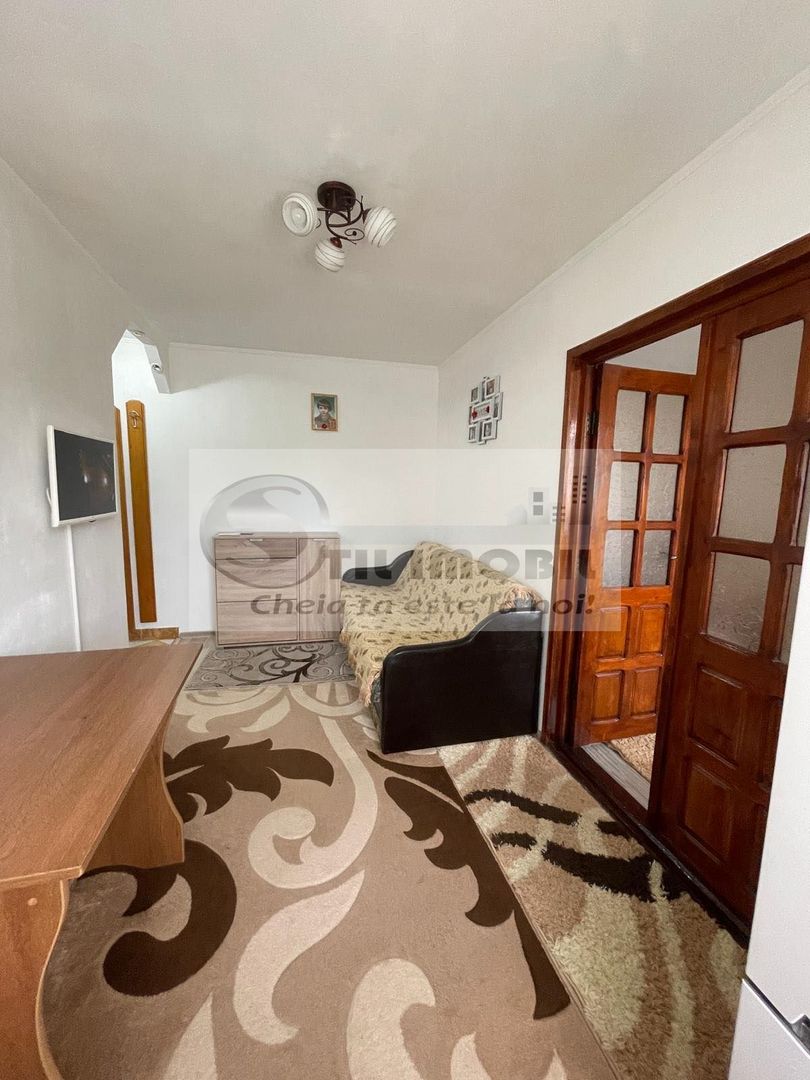 Apartament 2 camere nedecomandat, Tatarasi,complex-Ciurchi, 51000 euro - Poză 5