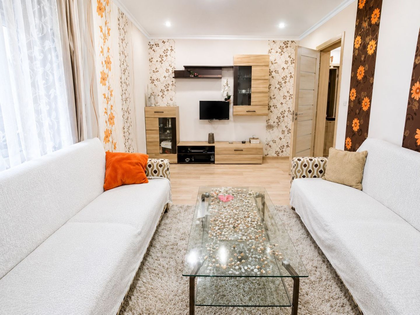 Apartament 2 camere 70 mp Dec Tudor Vladimirescu River Towers 400 euro - Poză 4
