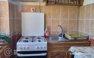 Apartament 3 camere din cărămidă, zona Intim, localitatea Lipova - Poză 4