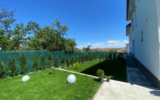 Duplex 4 camere -intabulat- teren 300 mp  -Locație Centrală, Sura Mică - Poză 10