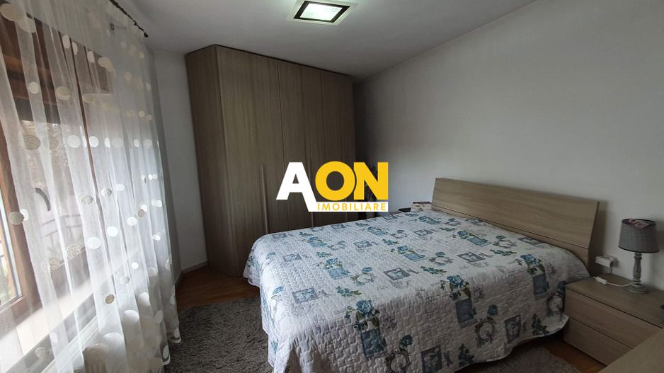 Casa cu 7 camere, 2 spatii comerciale, pretabila pt. birouri, Centru - Poză 9