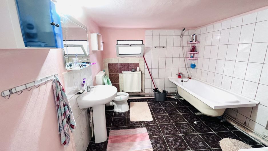 CASA MODERNA 4 CAMERE & 2 BUCATARII & 2 BAI | GIURGIULUI | COMISION 0% - Poză 11