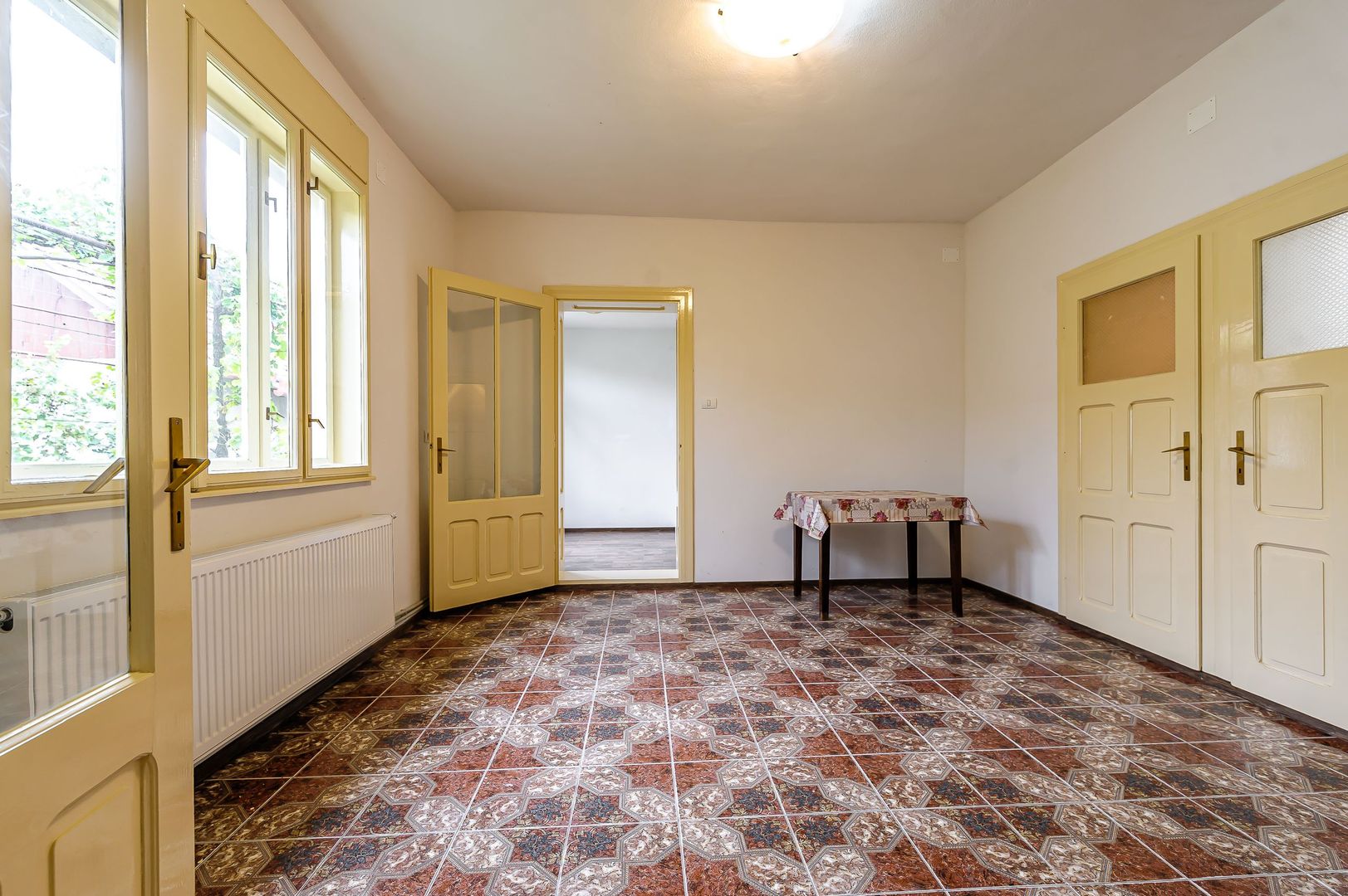 Casă la sol, renovată la gri, cu 3 camere în Nădlac * central - Poză 6