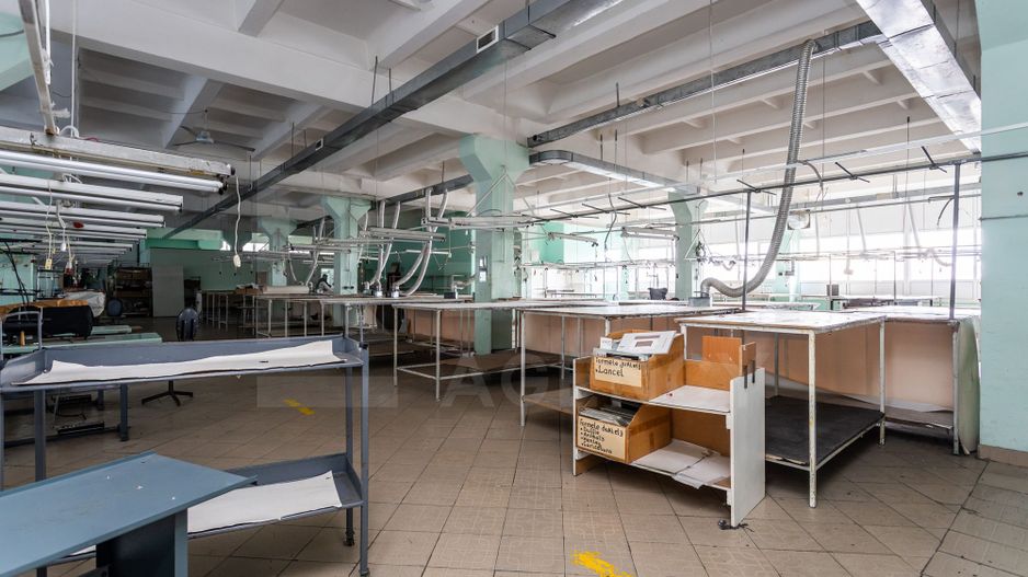 Chirie, spațiu industrial, 1000 mp, str. Sprîncenoaia, Centru - Poză 19