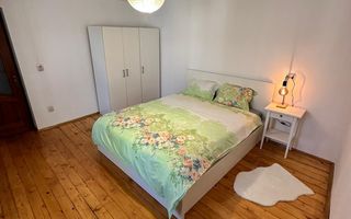 Apartament 3 camere de vânzare Kogălniceanu 87 mp centrala proprie - Poză 2