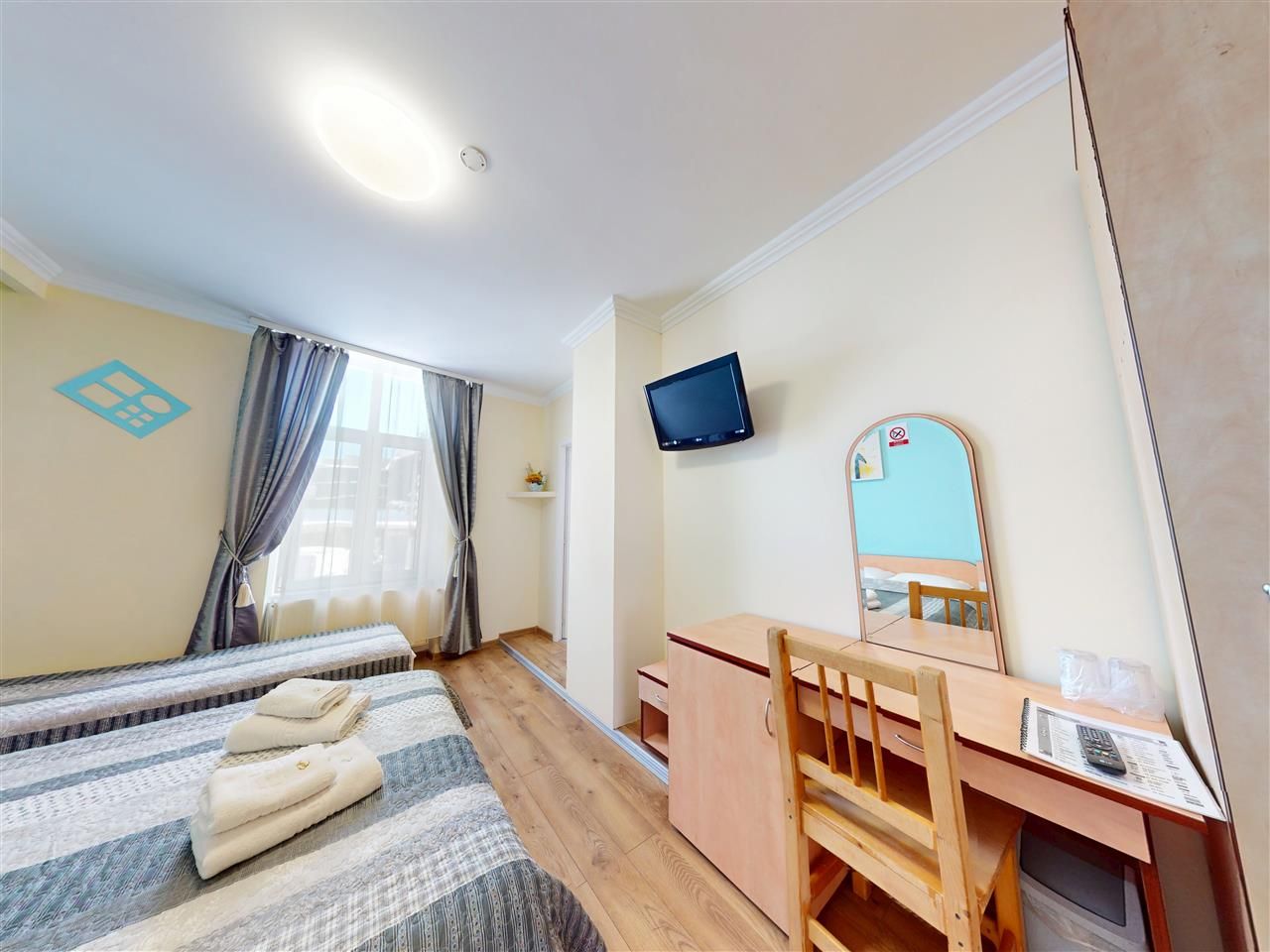 Resort cu perspectiva remarcabila in Centrul Istoric - Piata Unirii, Brasov - Poză 31