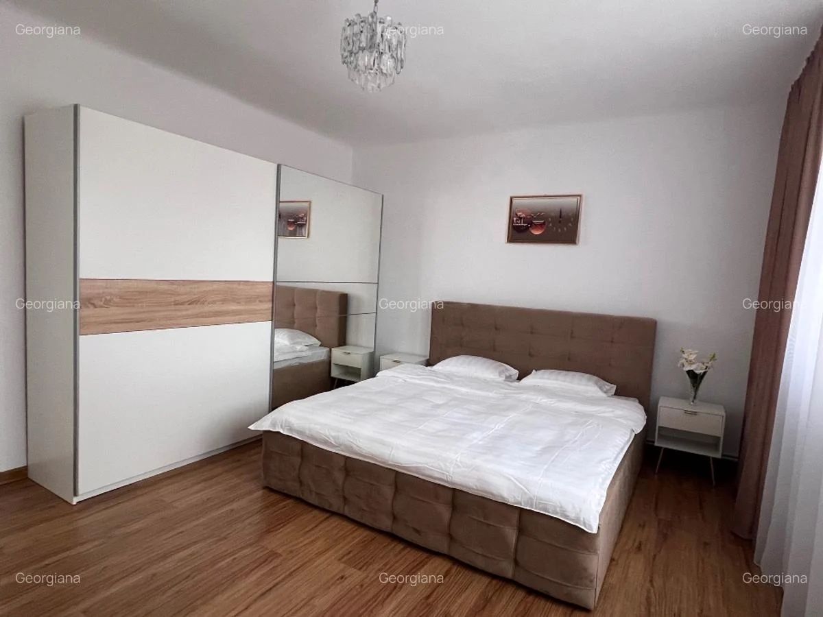 Apartament superb Piata Romana - Poză 2