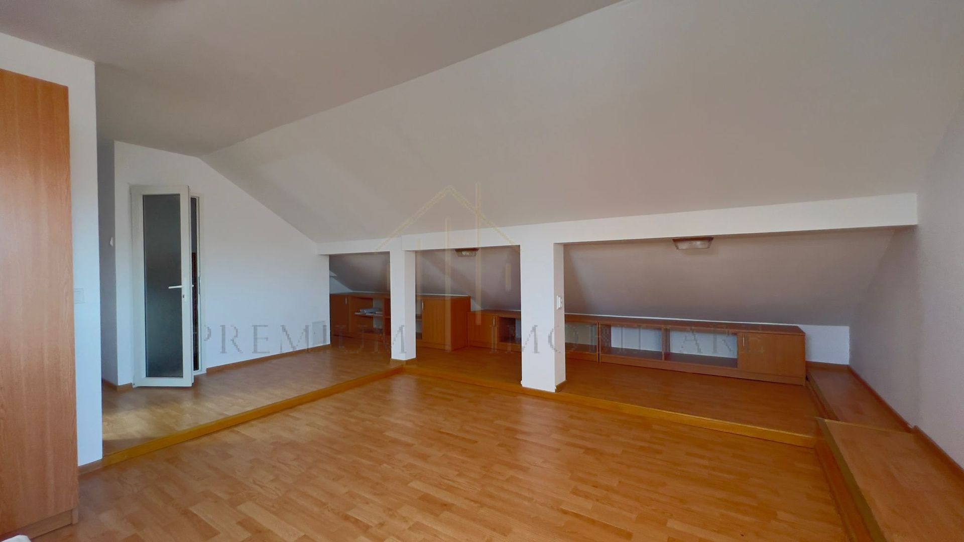 Apartament 2 camere si mansarda de 55 mp - Blocuri noi - Poză 12