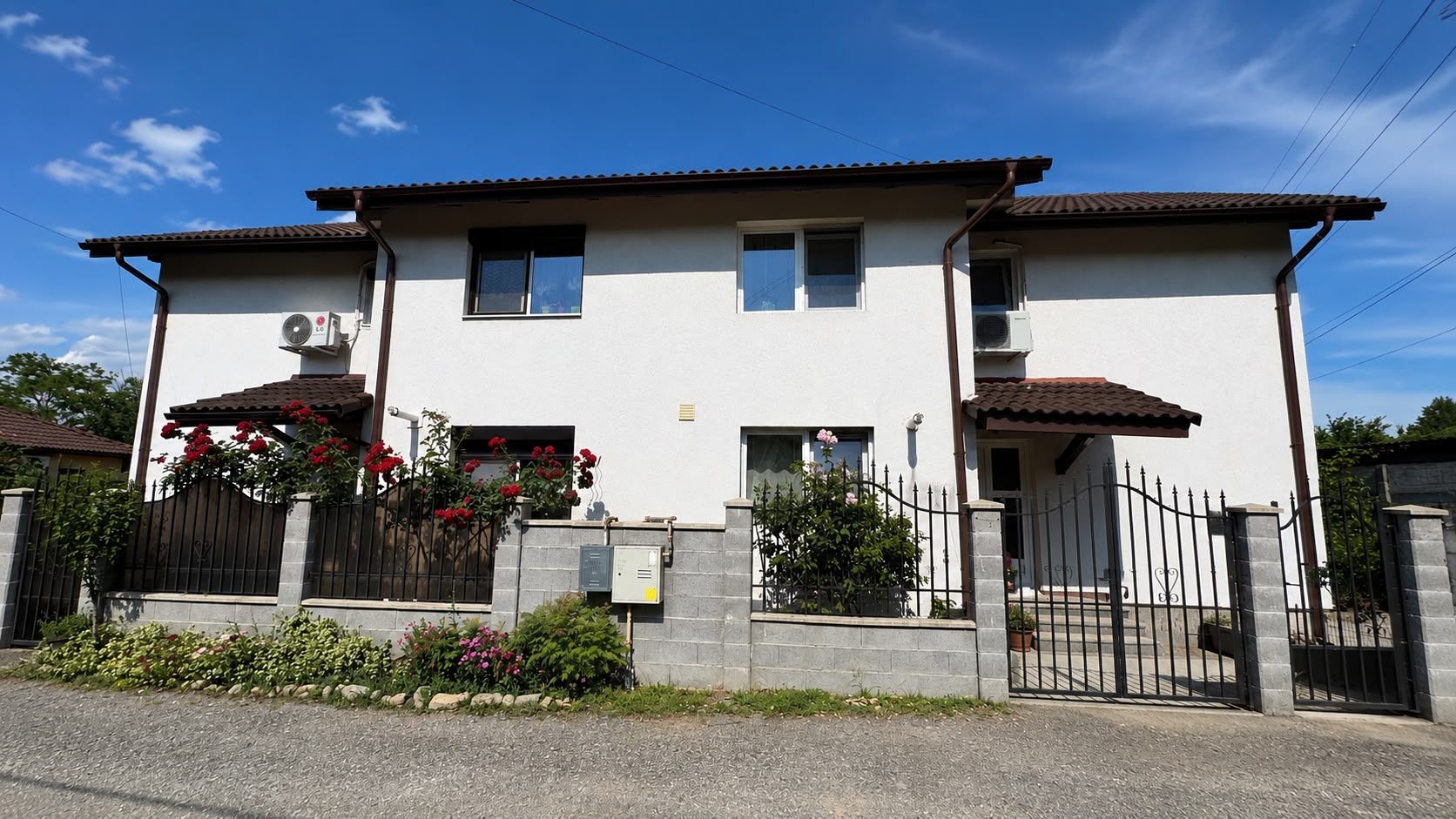 COMISION 0% | Duplex Mobilat Cu 4 Camere | Giroc | 90 mp | Teren 200mp - Poză 1