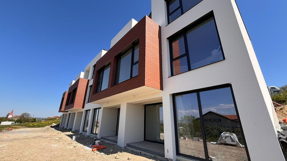 Casa de vanzare in Sibiu, concept modern, panorama deosebita, 137 mpu - Poză 4