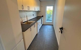 AP. 2 CAMERE SUN ROYAL VIEW, INCALZIRE PARDOSEALA, NOU, METROU 10 MIN - Poză 3